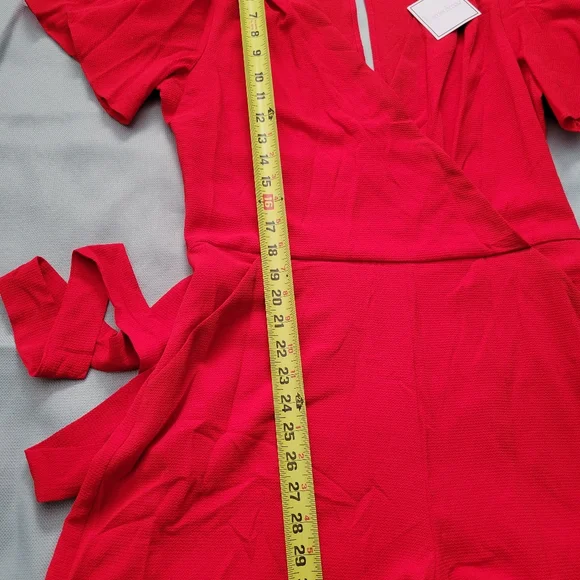 red romper with sleeves - Picture 11 of 12